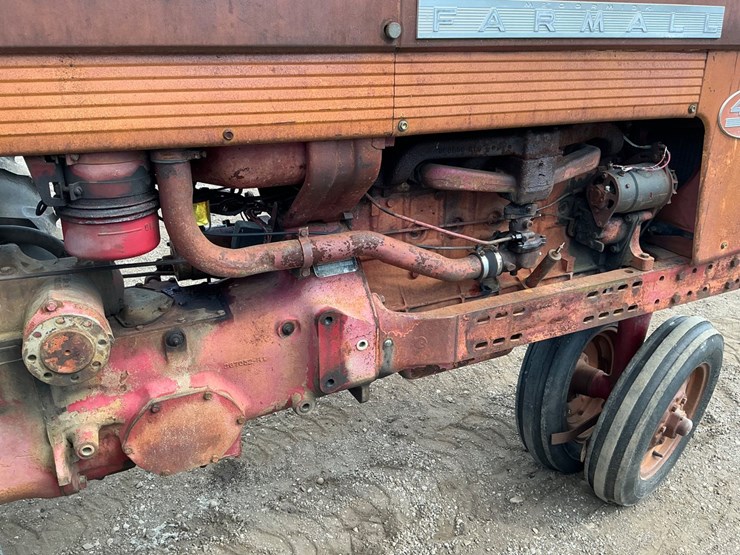 1958-case-ih-farmall-60-image-18