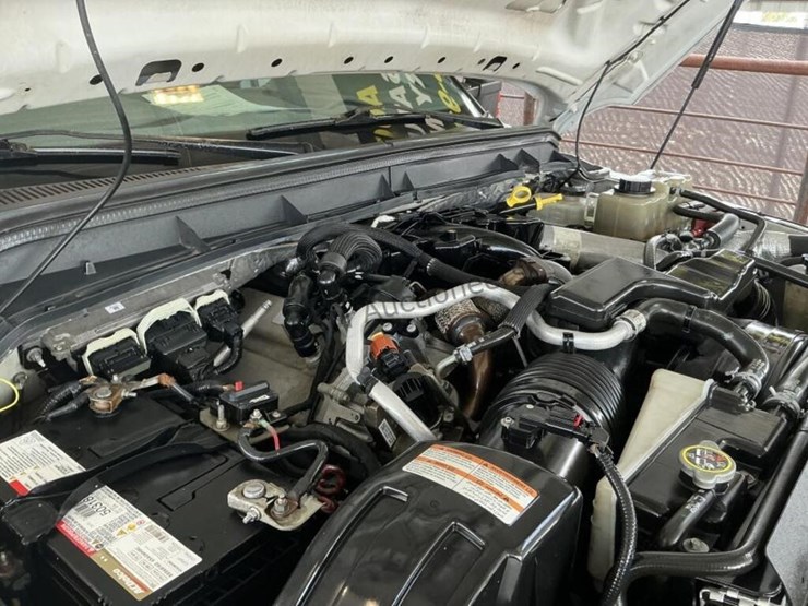 2015-ford-f550-image-15