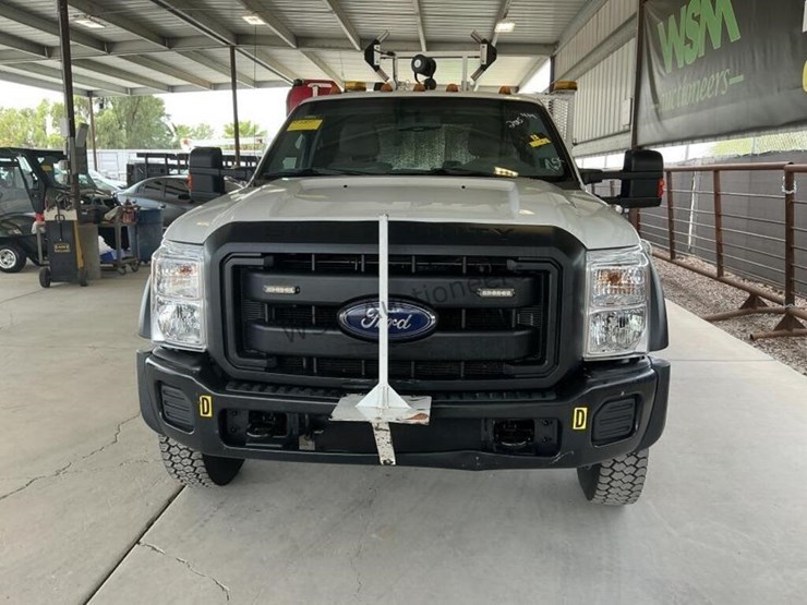 2015-ford-f550-image-3