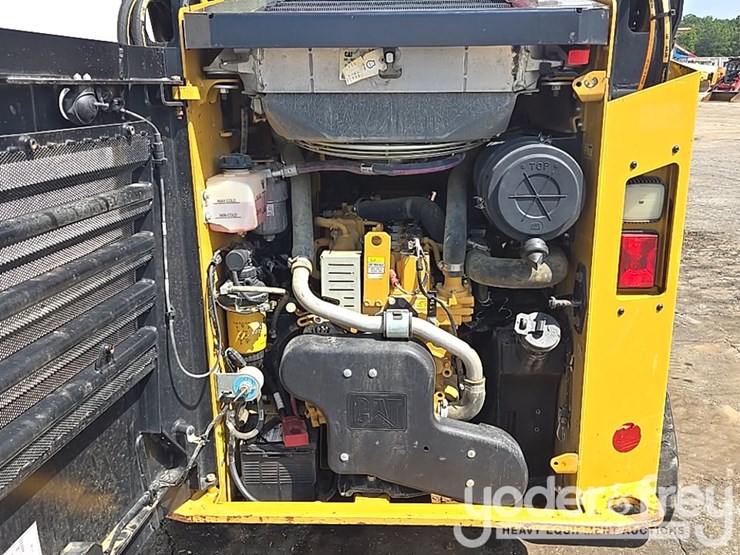 2022-caterpillar-259d3-image-19