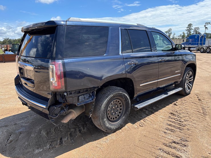 2018-gmc-yukon-image-3