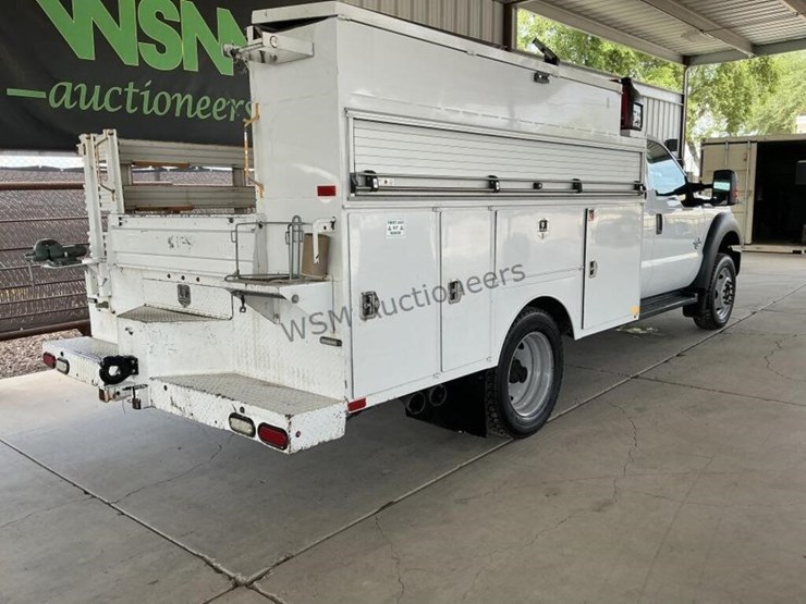 2015-ford-f550-image-7