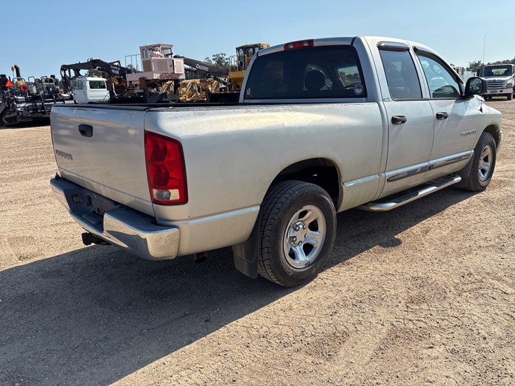 2002-dodge-ram-1500-image-3