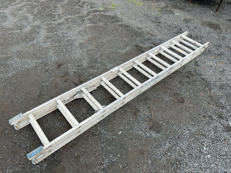 20’-aluminum-extention-ladder-image-2