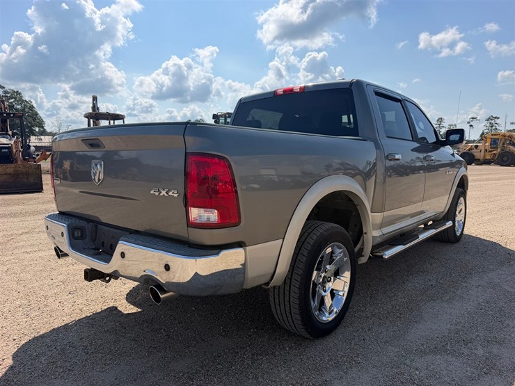 2009-dodge-ram-1500-image-4