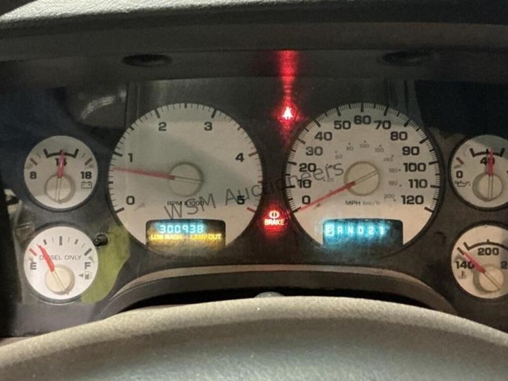 2005-dodge-ram-2500-image-16