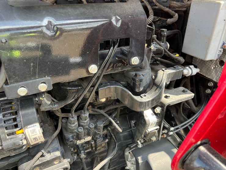 2022-mahindra-5155-image-16