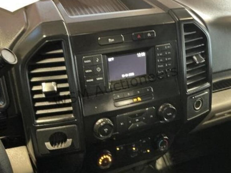 2017-ford-f150-image-19