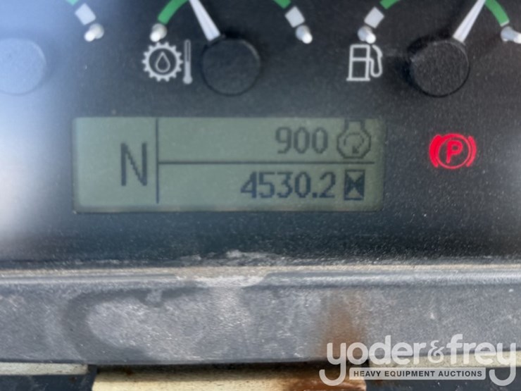 2016-deere-310sl-image-3