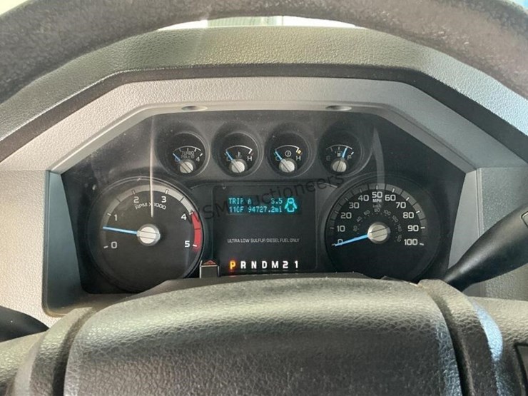 2013-ford-f550-image-18