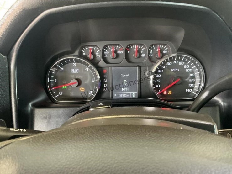 2014-chevrolet-silverado-1500-image-17