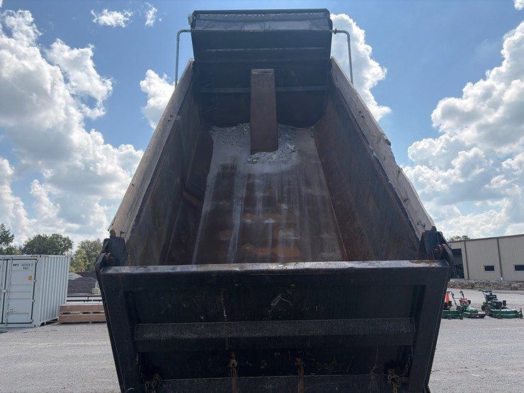2019-kenworth-t800-image-34