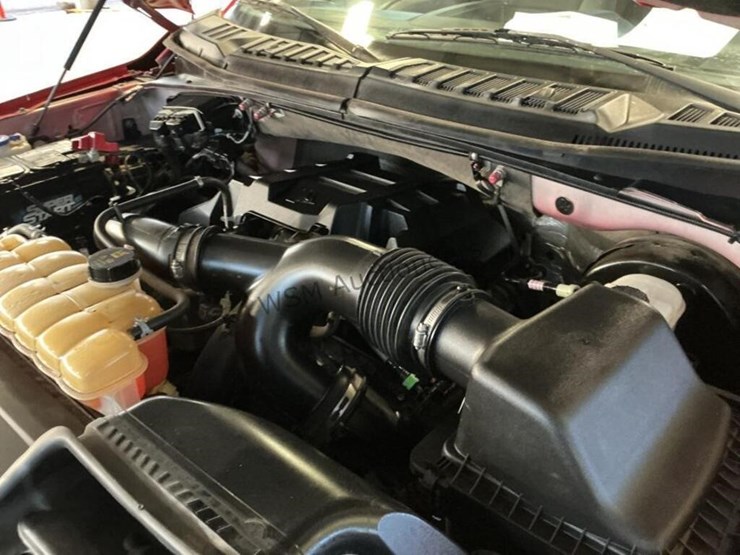 2017-ford-f150-image-11