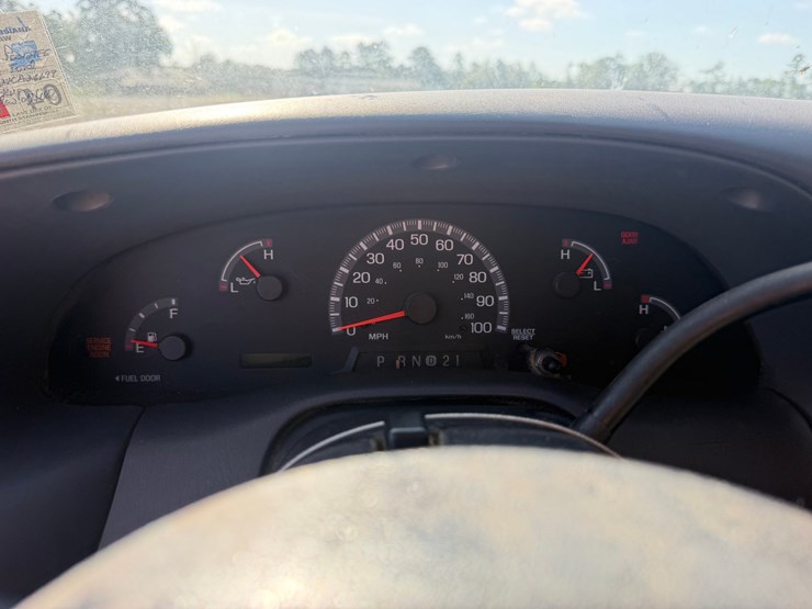 2004-ford-f150-image-12