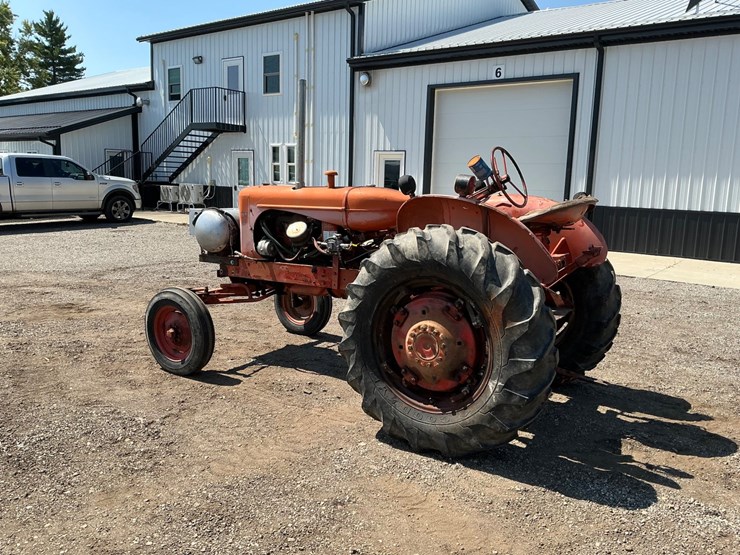1955-allis-chalmers-wd45-image-3