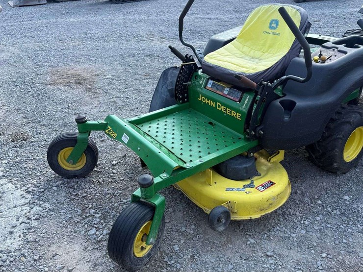 john-deere-z225-image-1