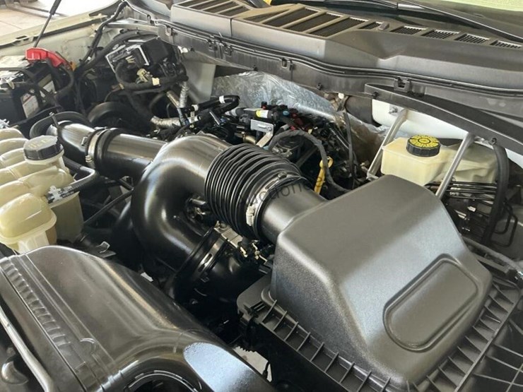 2021-ford-f150-image-11