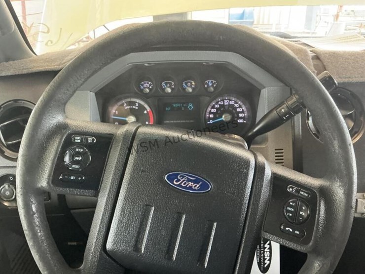 2015-ford-f550-image-19