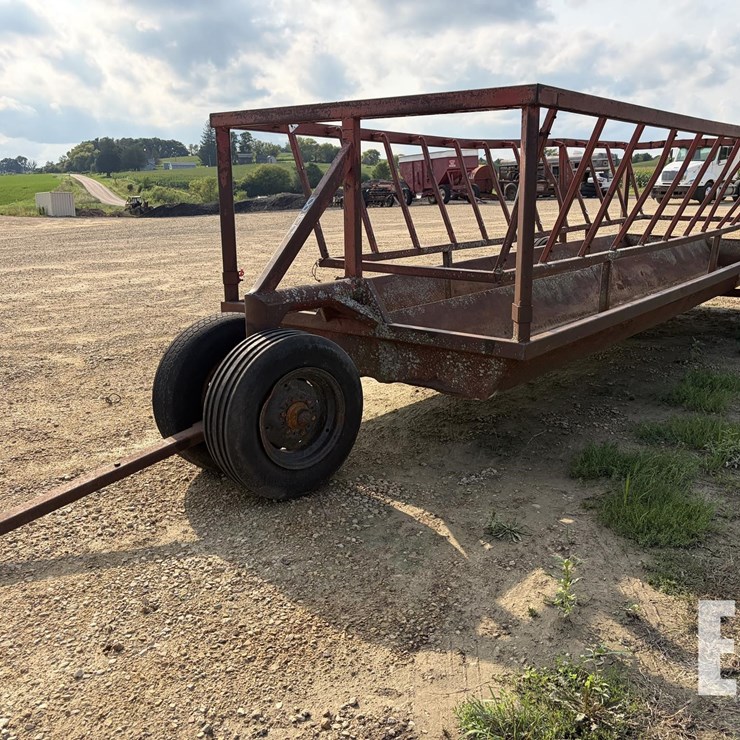 FEEDER WAGON 897