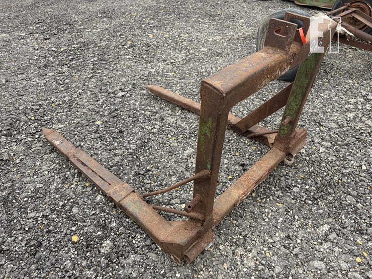3-point-bale-forks-image-2