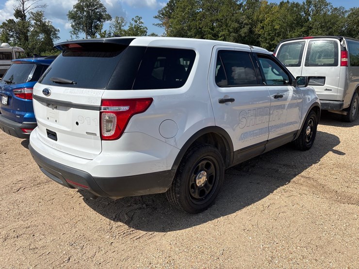 2013-ford-explorer-image-3