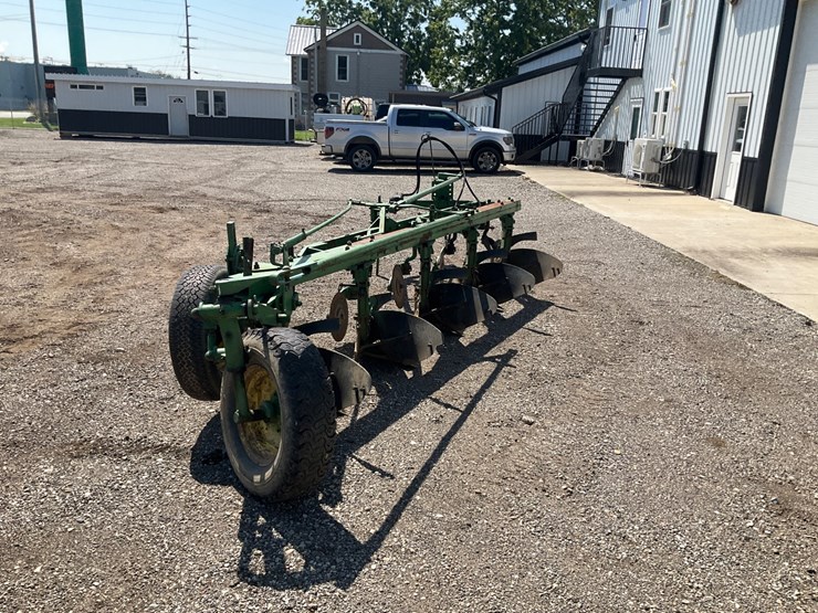 john-deere-5-image-3