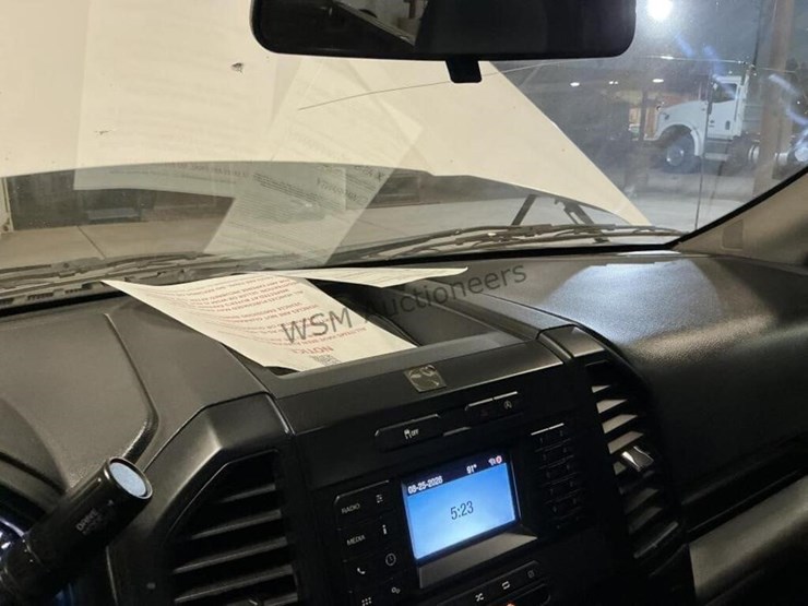 2020-ford-f150-image-18