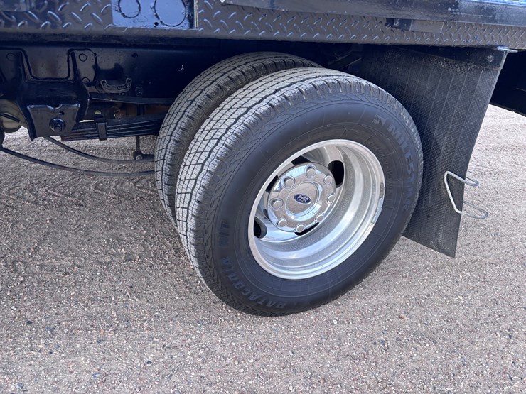 2019-ford-f350-image-5