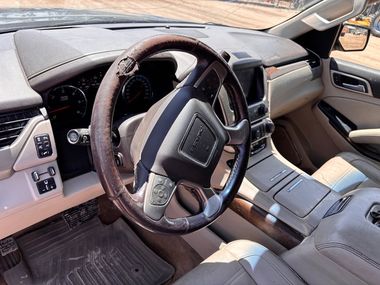 2018-gmc-yukon-image-12