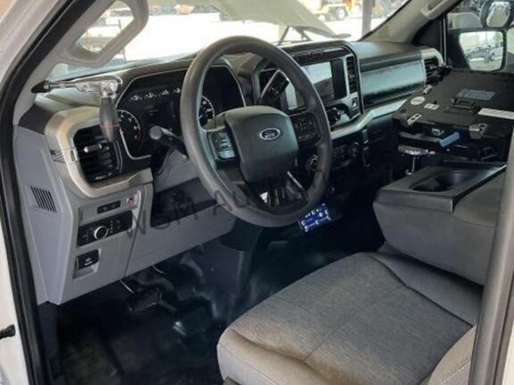 2021-ford-f150-image-22