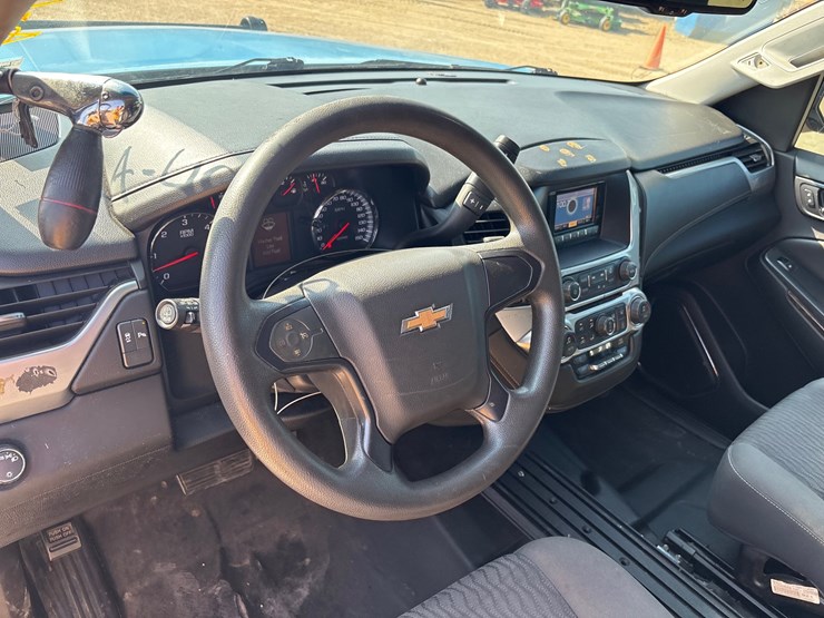 2015-chevrolet-tahoe-image-7