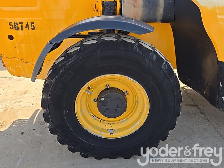 2017-jcb-509-42-image-12