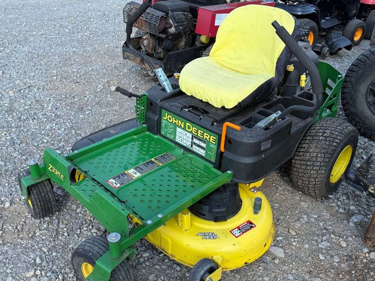 john-deere-42-image-1