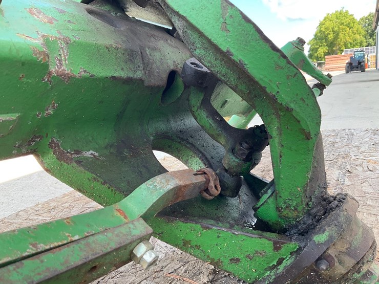 john-deere-r-image-10
