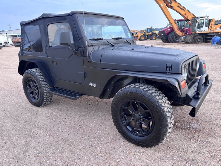 1998-jeep-wrangler-image-2
