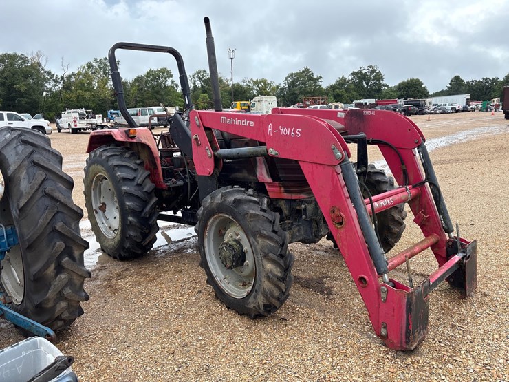 2015-mahindra-2015-image-2