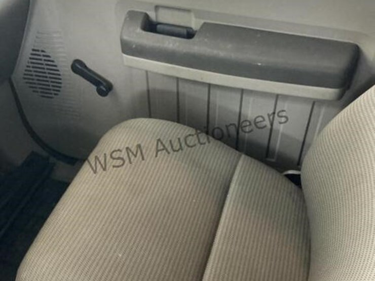 2009-ford-f350-image-22