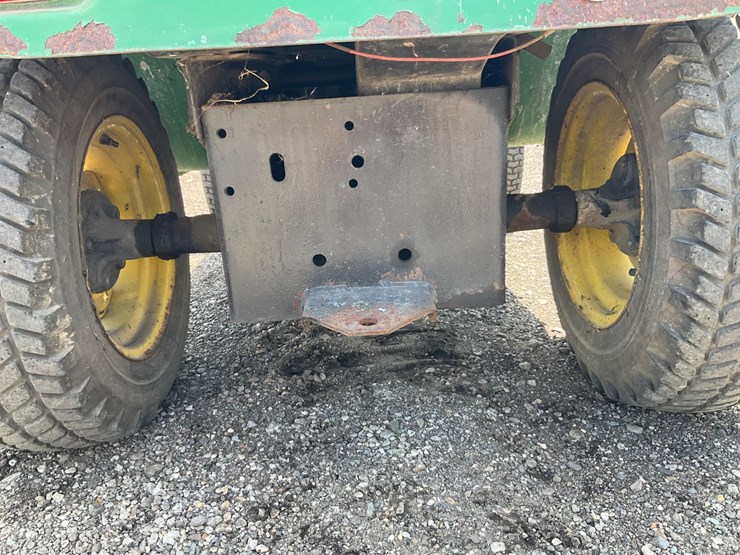 john-deere-200-image-21