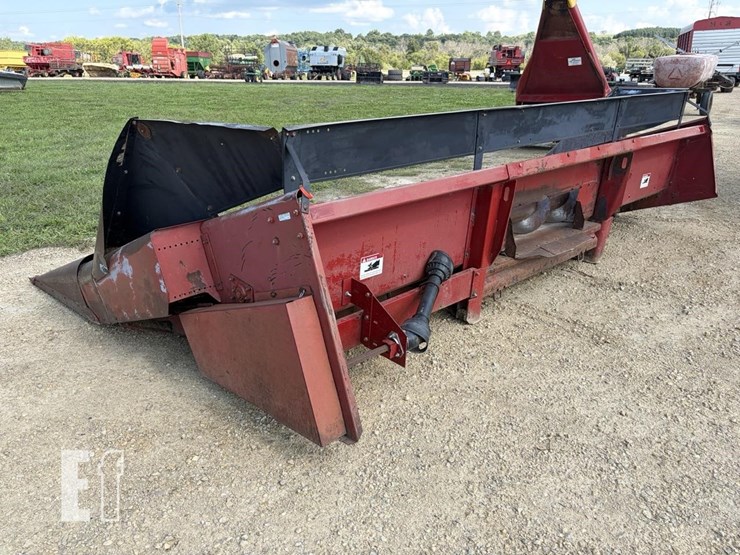 case-ih-1063-image-2