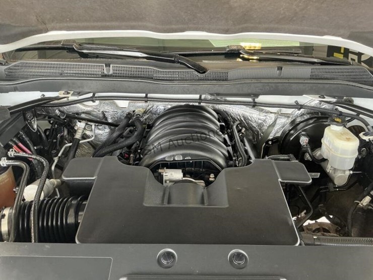 2014-chevrolet-silverado-1500-image-11