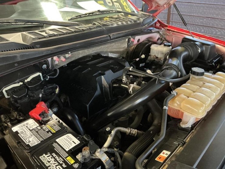 2017-ford-f150-image-12