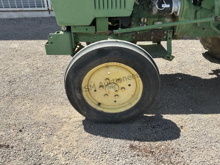 john-deere-850-image-9