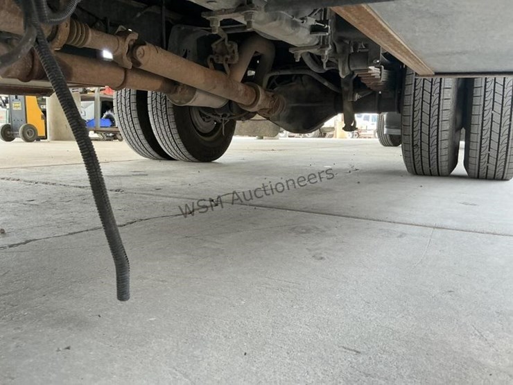 2009-ford-f350-image-27
