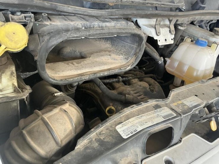2019-dodge-3500-image-14