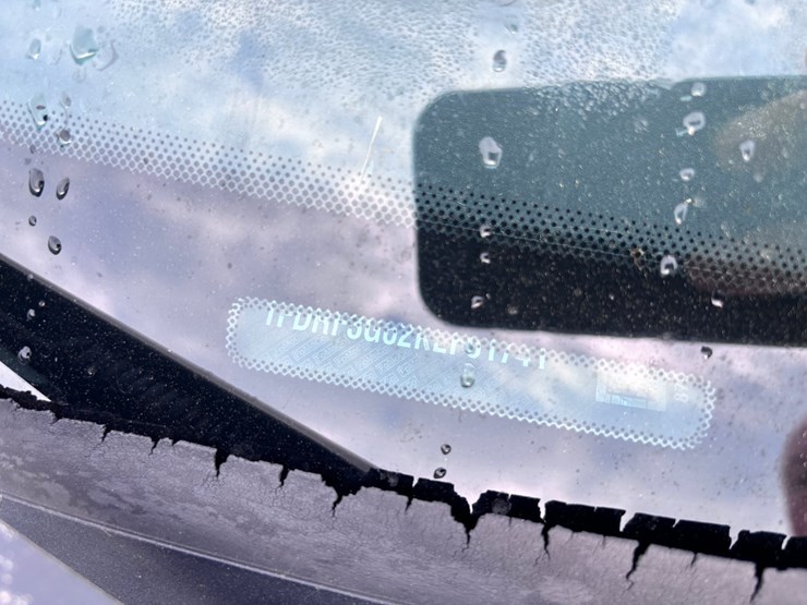 2019-ford-f350-image-15