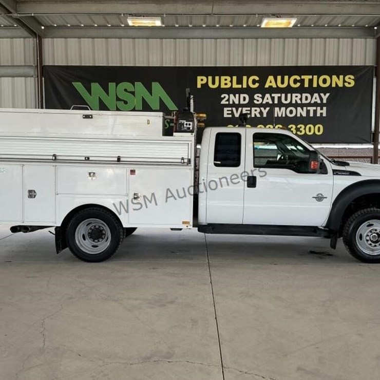 2015 FORD F550