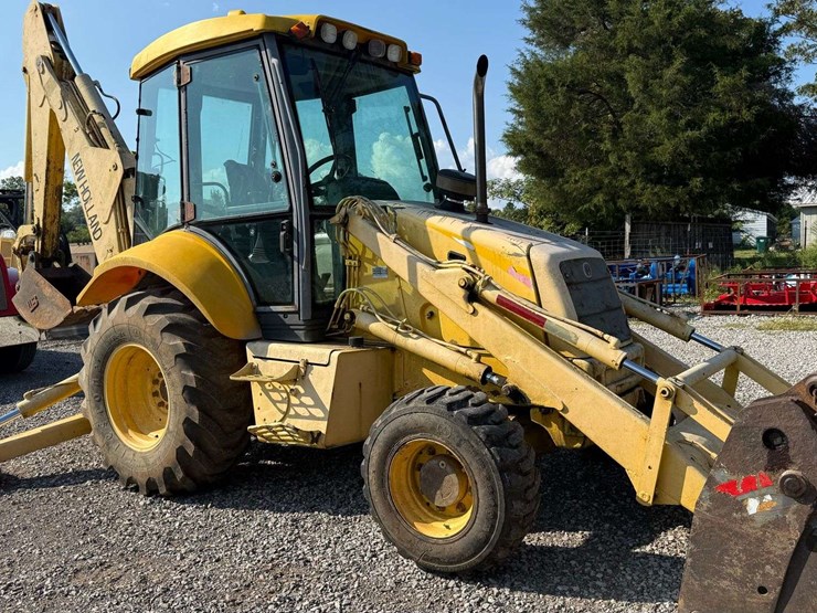 new-holland-lb75b-image-1