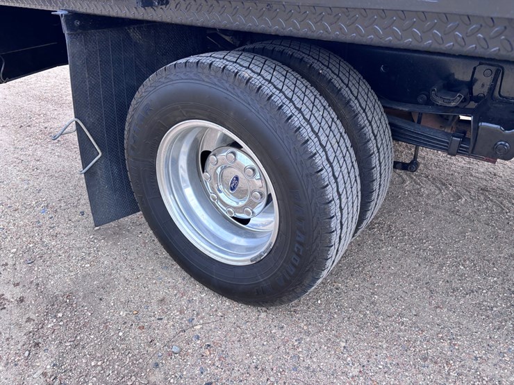 2019-ford-f350-image-7