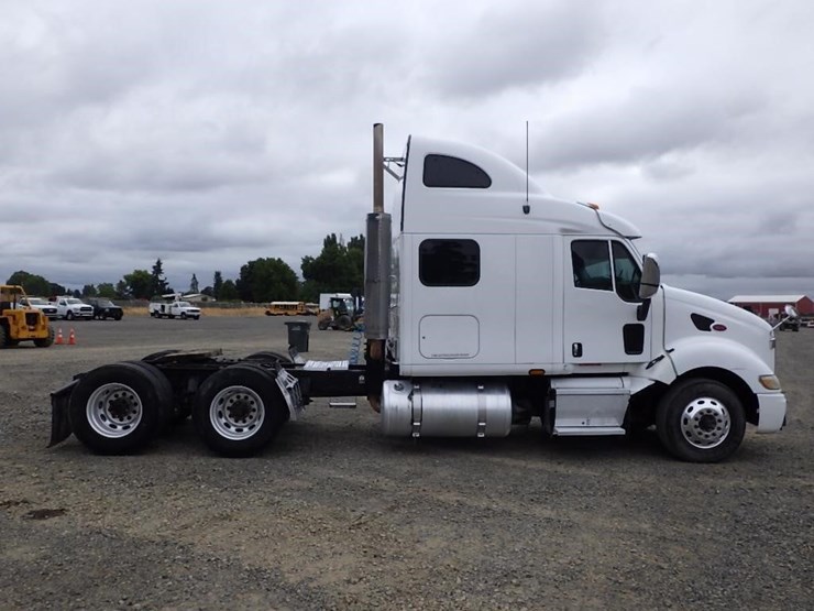 2009-peterbilt-387-image-6