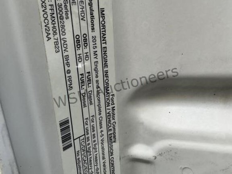 2015-ford-f550-image-16